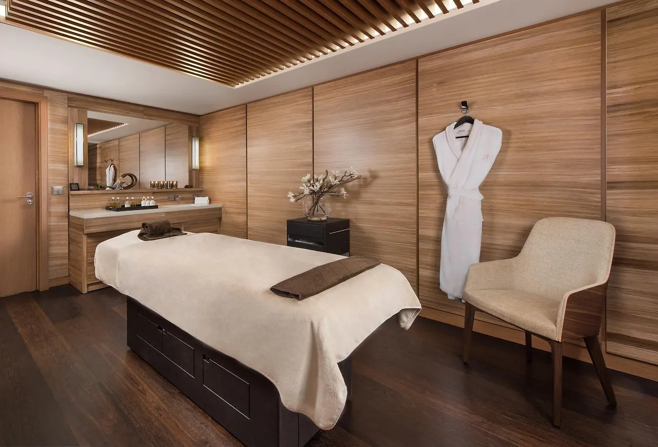 *****  Hotel Barriere Les Neiges קורשבל צרפת