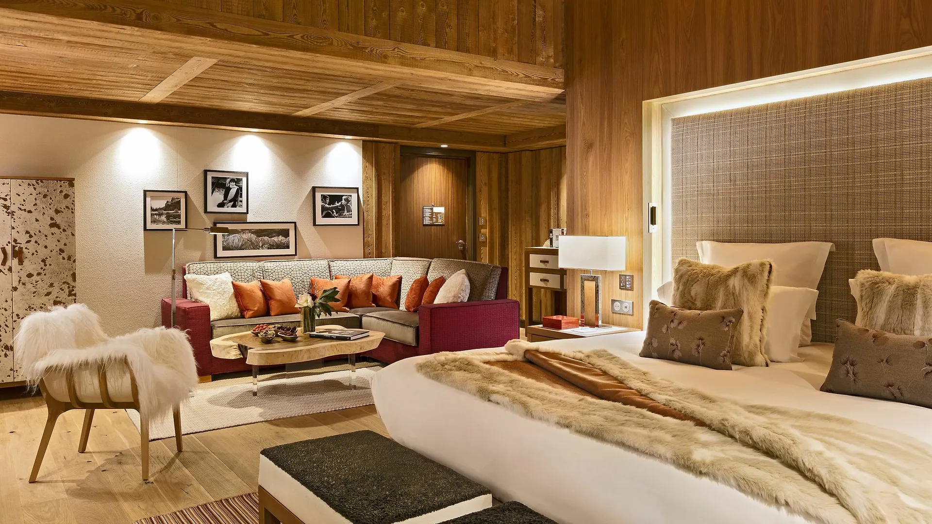 Hotel Barriere Les Neiges קורשבל 5*,  צרפת
